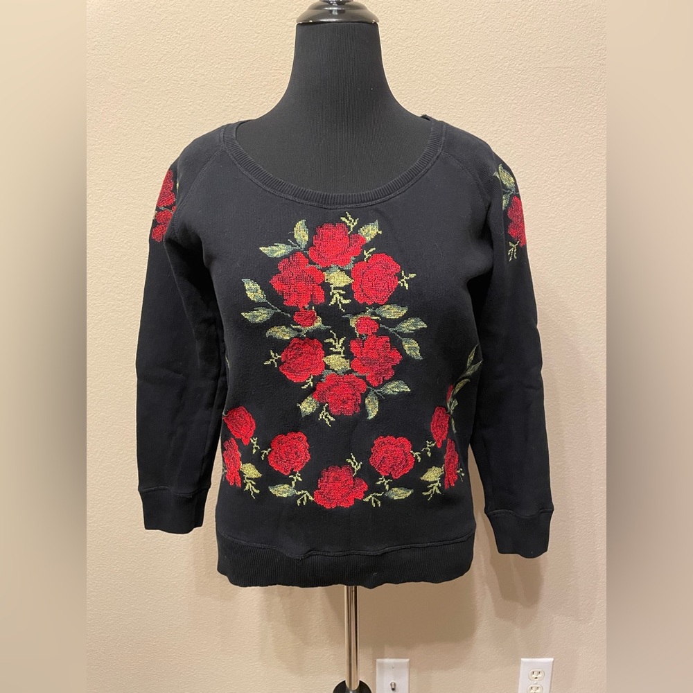 Zara W&B Collection Cross stitch Rose Sweatshirt SZ L Black Red Green Gorgeous!